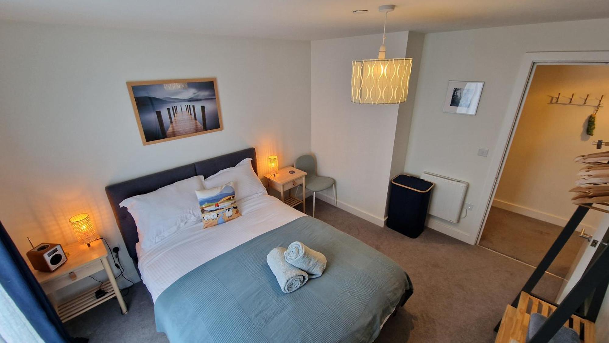Number 10 Stunning Apartment, Fantastic Location! *